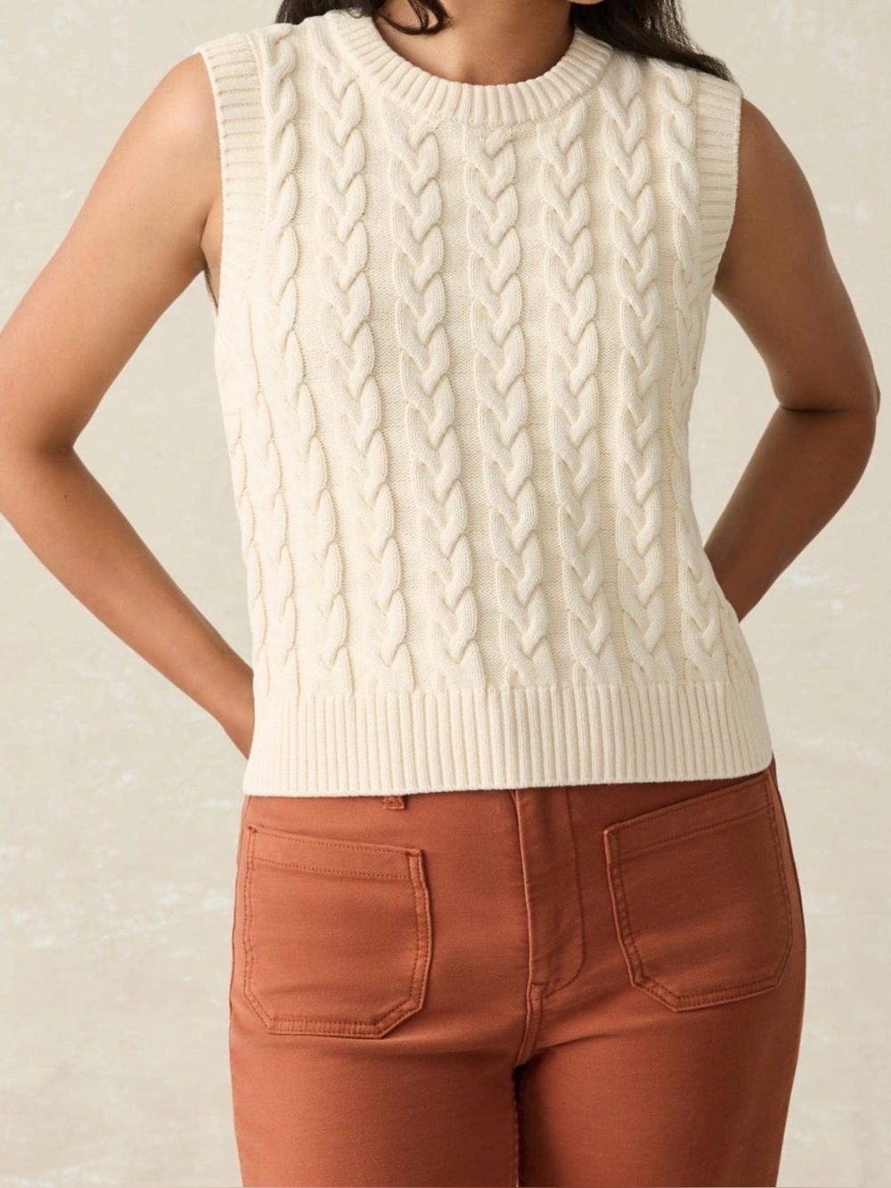 Faherty Sunwashed Cable Knit Sweater Vest NWT Organic Cotton Whiteshell Large